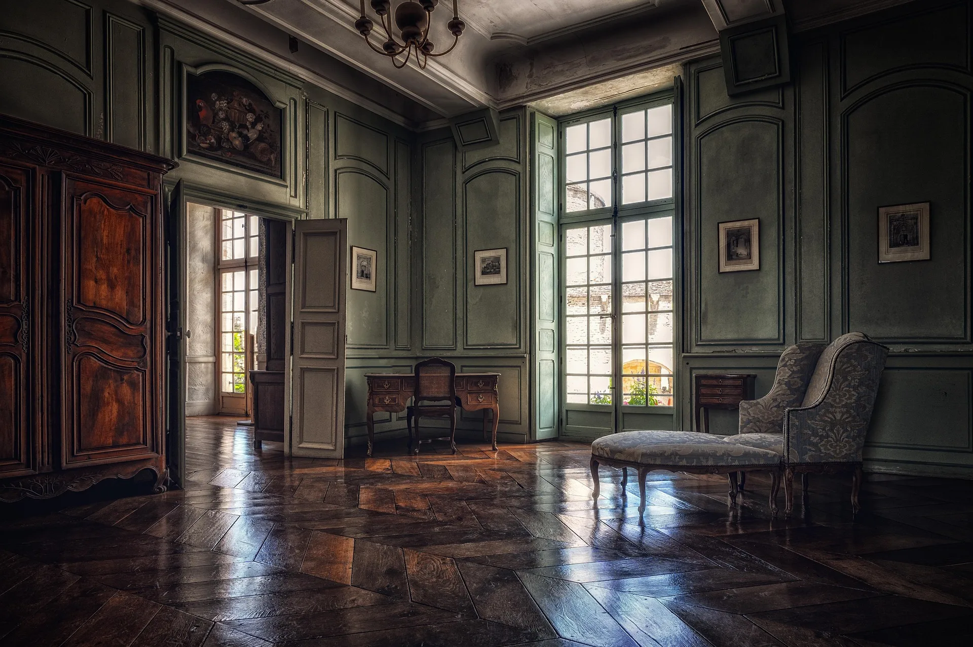 Royce VIP Furniture